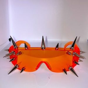 Goggle, spiked sunglasses